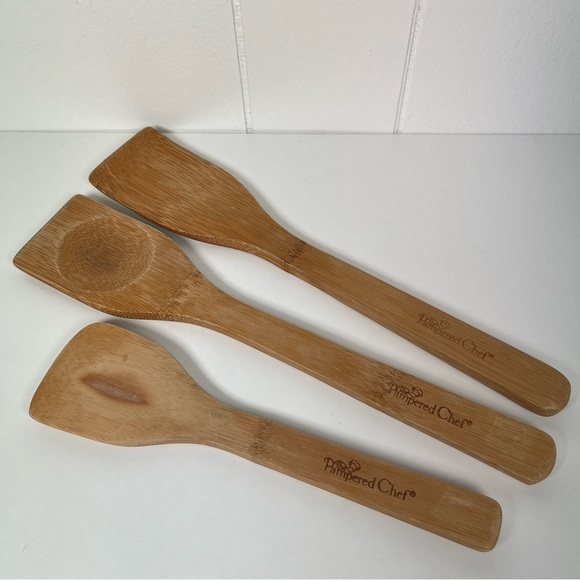 [SOLD!] Vintage Set of 3 Pampered Chef Bamboo Wooden Spatulas Kitchen Utensils - Picture 1 of 15
